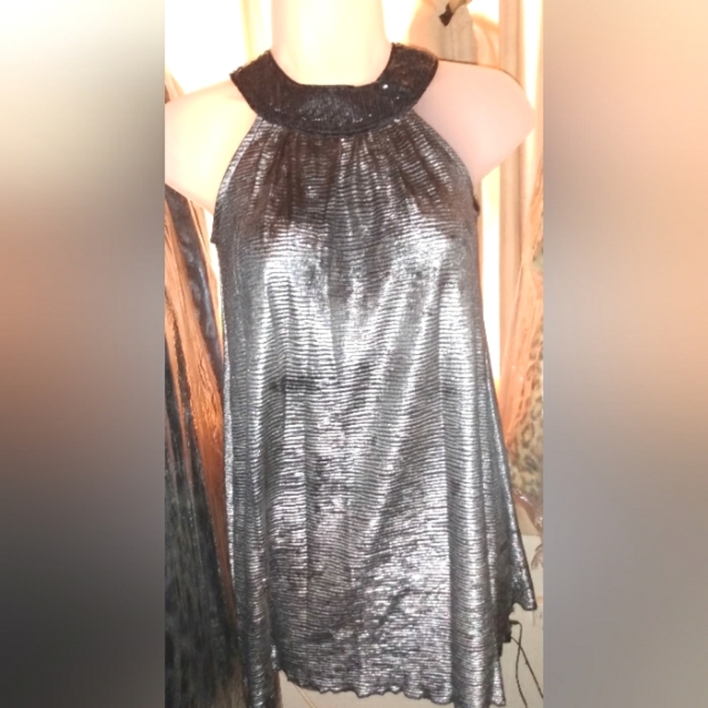 "Lemon Kiss" Sleeveless Top w/ Sequin Collar